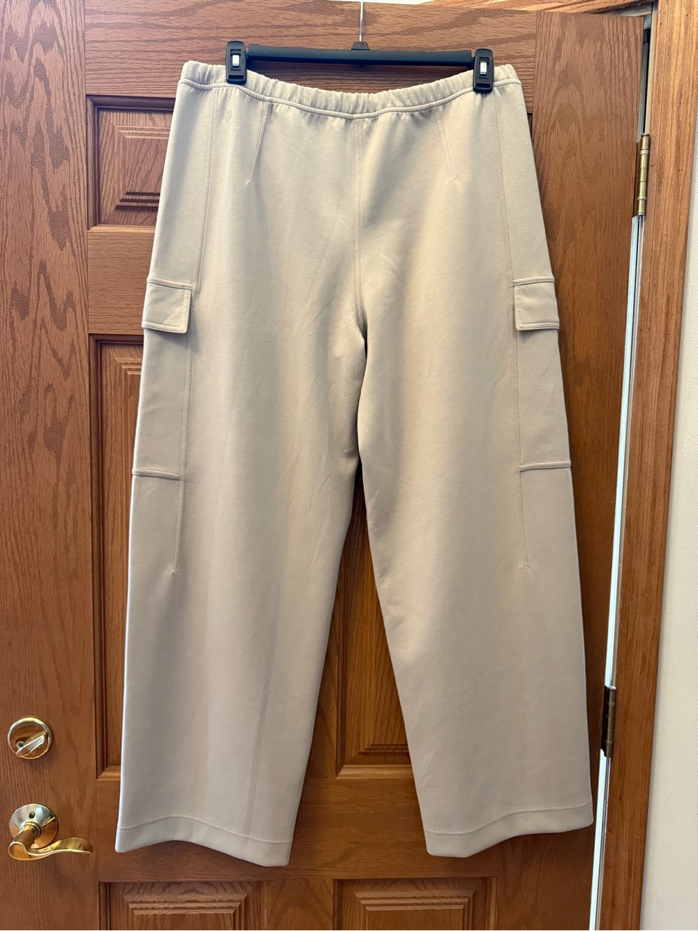 lululemon athletica Wide-Leg Cargo Pants in Light Beige